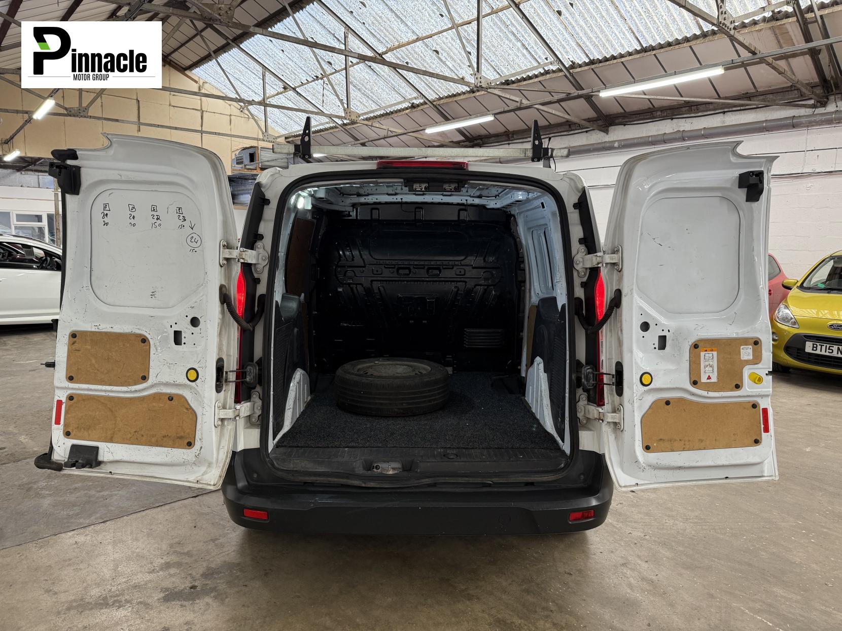 Ford Transit Connect 1.6 TDCi 200 Trend Panel Van 5dr Diesel Manual L1 H1 (124 g/km, 94 bhp)