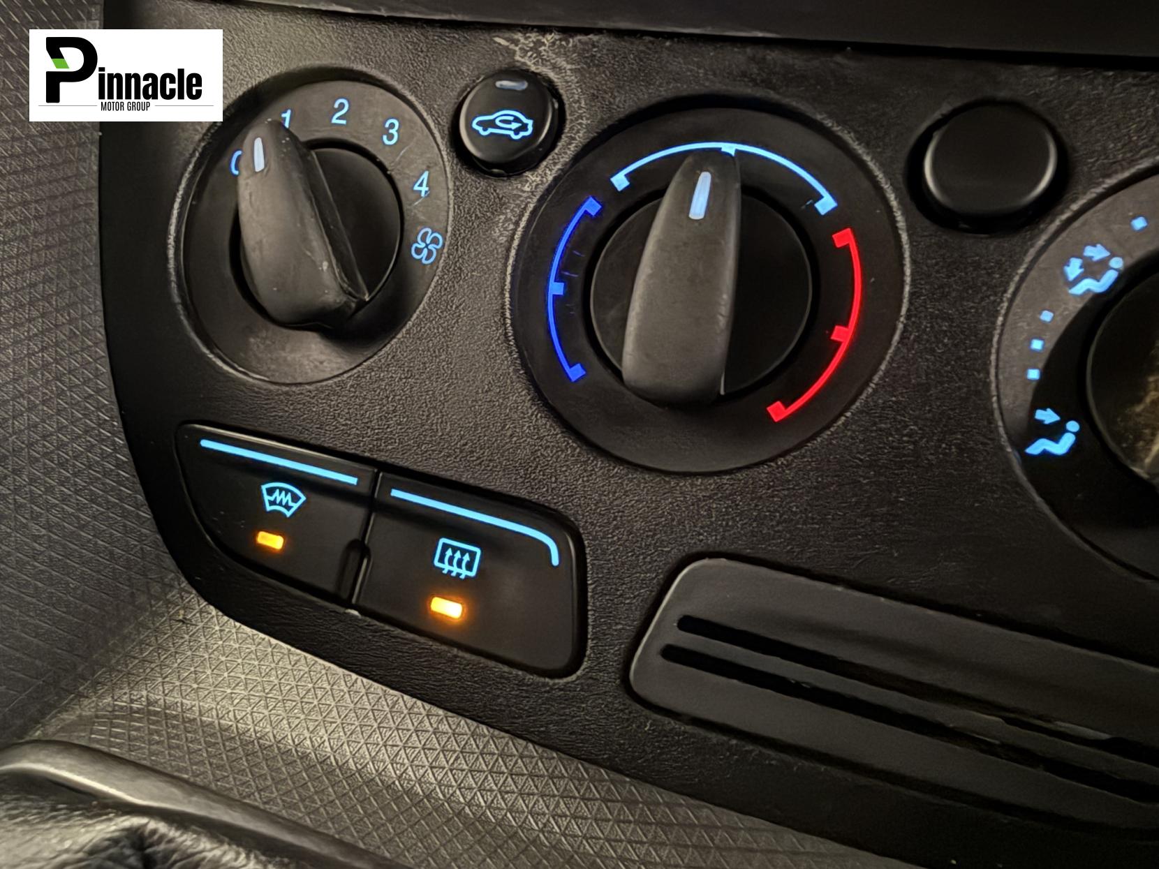 Ford Transit Connect 1.6 TDCi 200 Trend Panel Van 5dr Diesel Manual L1 H1 (124 g/km, 94 bhp)