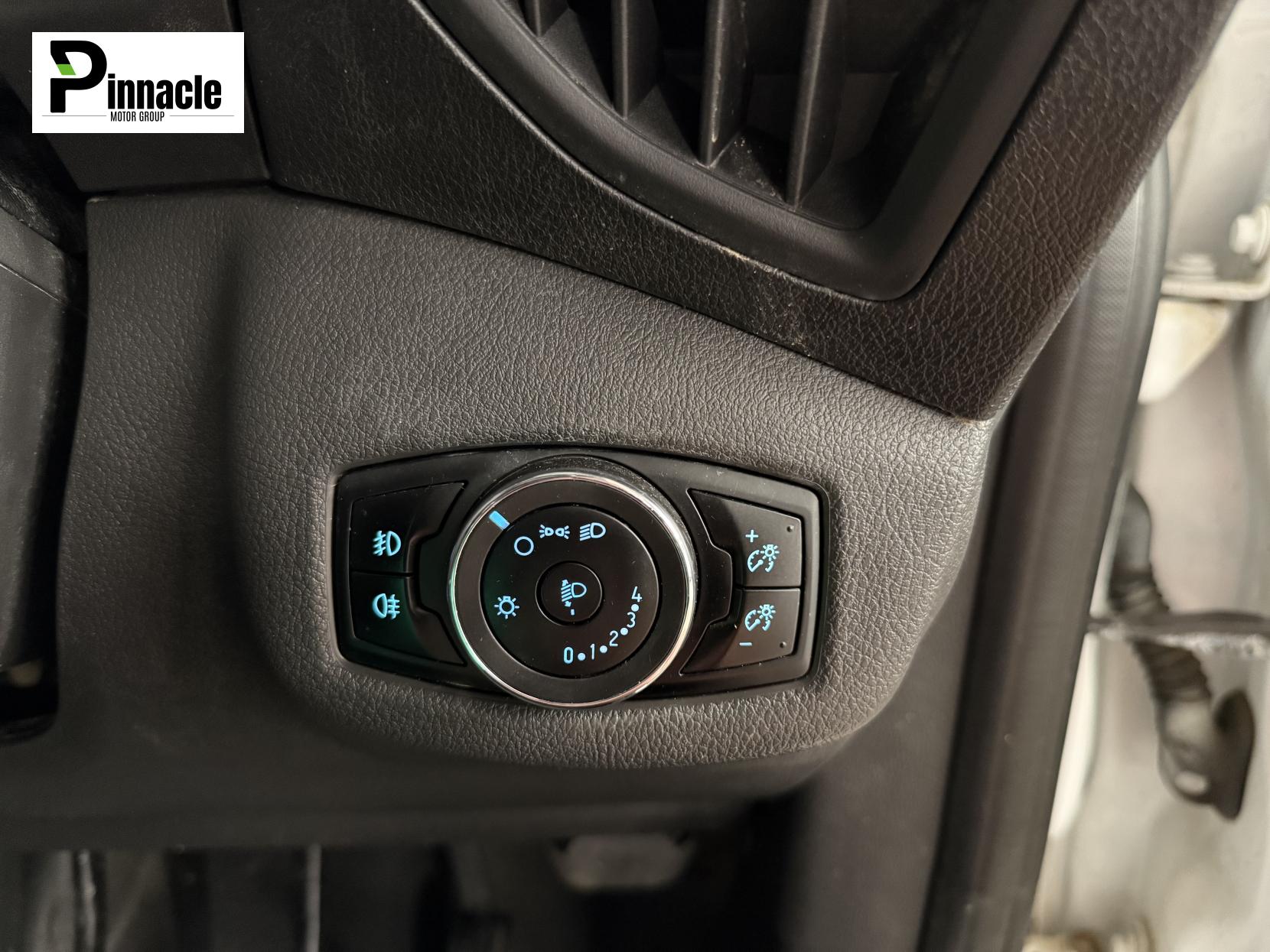 Ford Transit Connect 1.6 TDCi 200 Trend Panel Van 5dr Diesel Manual L1 H1 (124 g/km, 94 bhp)