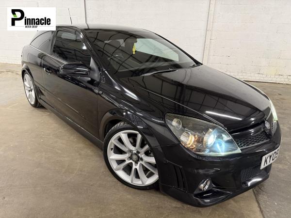 Vauxhall Astra 2.0i 16v VXR Sport Hatch 3dr Petrol Manual (221 g/km, 237 bhp)