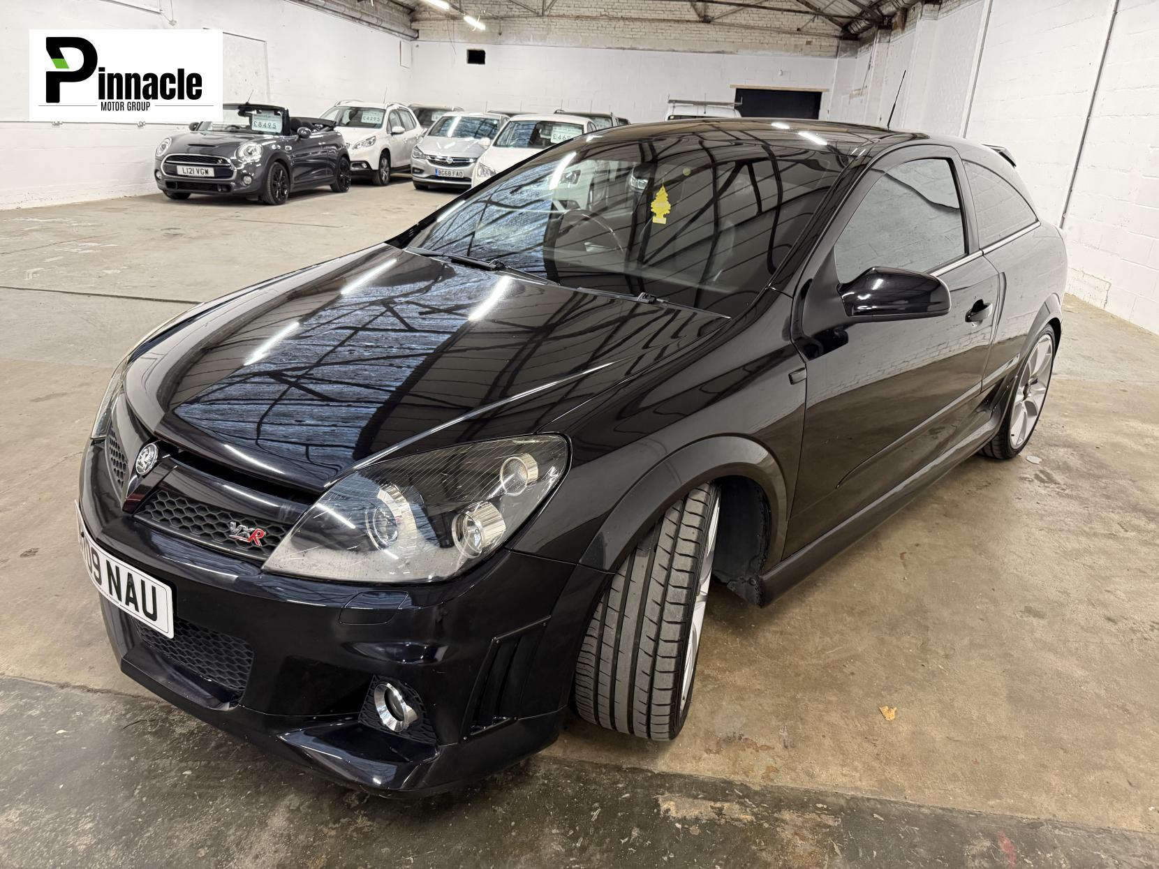 Vauxhall Astra 2.0i 16v VXR Sport Hatch 3dr Petrol Manual (221 g/km, 237 bhp)