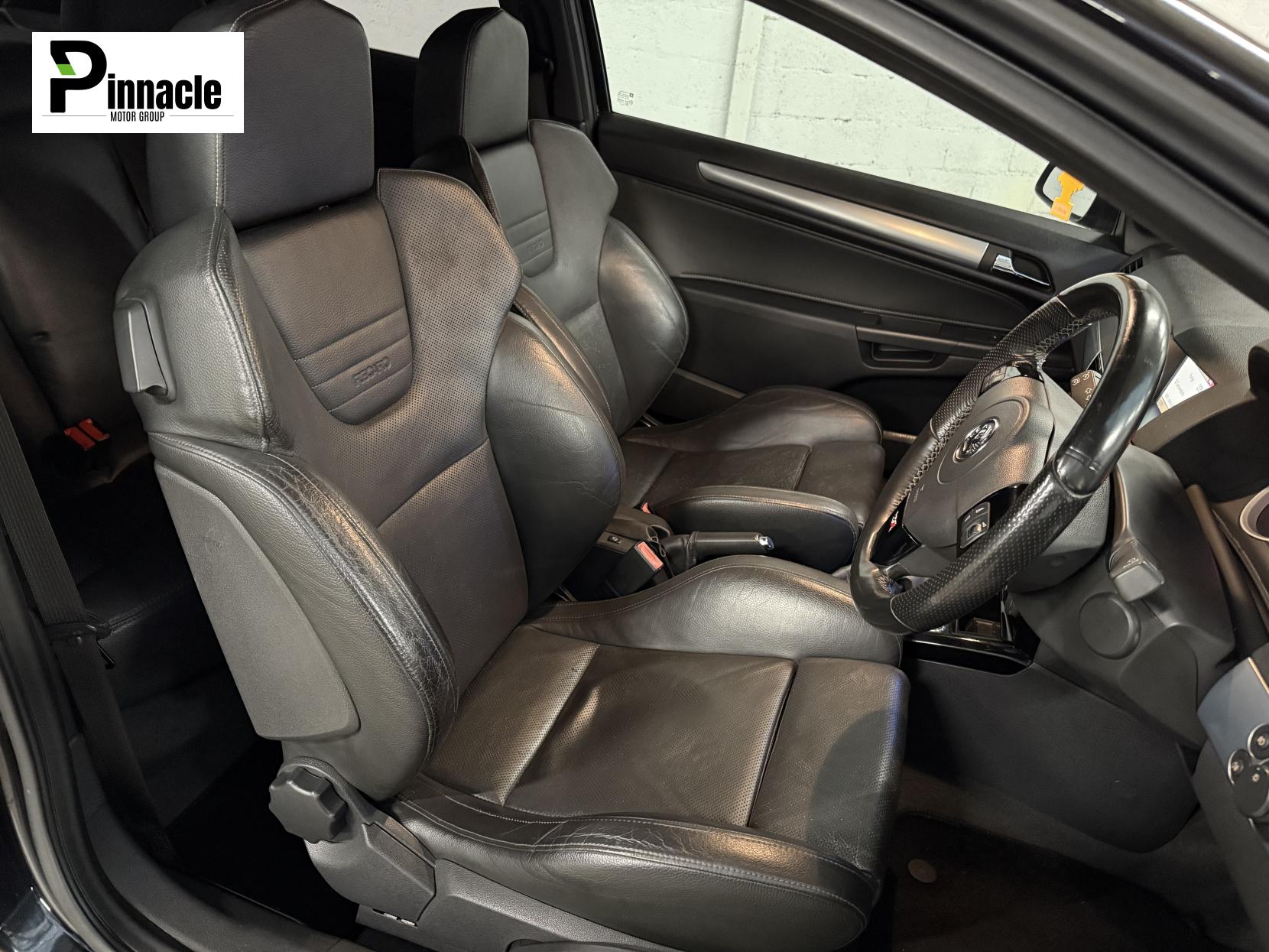 Vauxhall Astra 2.0i 16v VXR Sport Hatch 3dr Petrol Manual (221 g/km, 237 bhp)