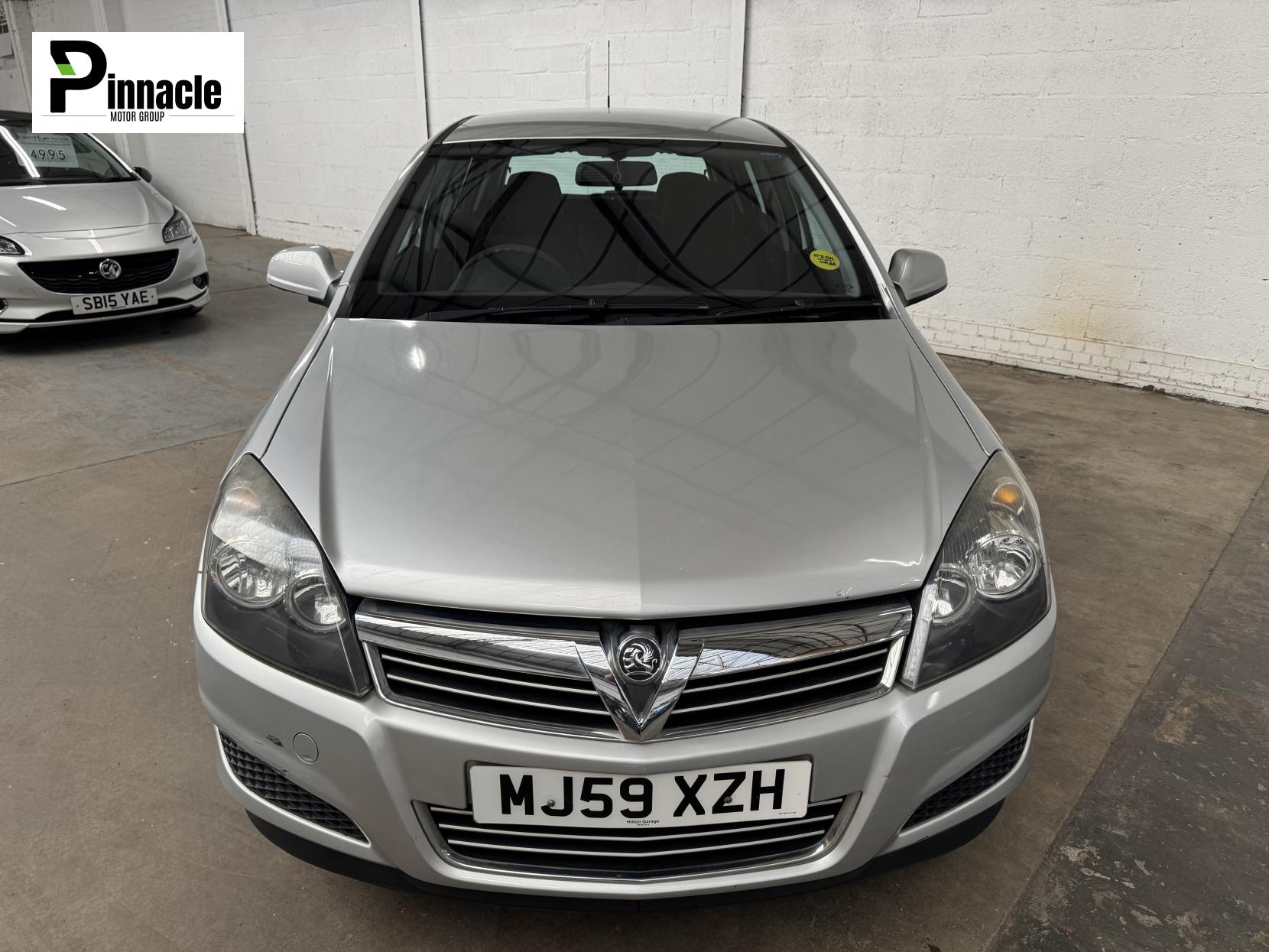 Vauxhall Astra 1.4i 16v Life Hatchback 5dr Petrol Manual (146 g/km, 89 bhp)