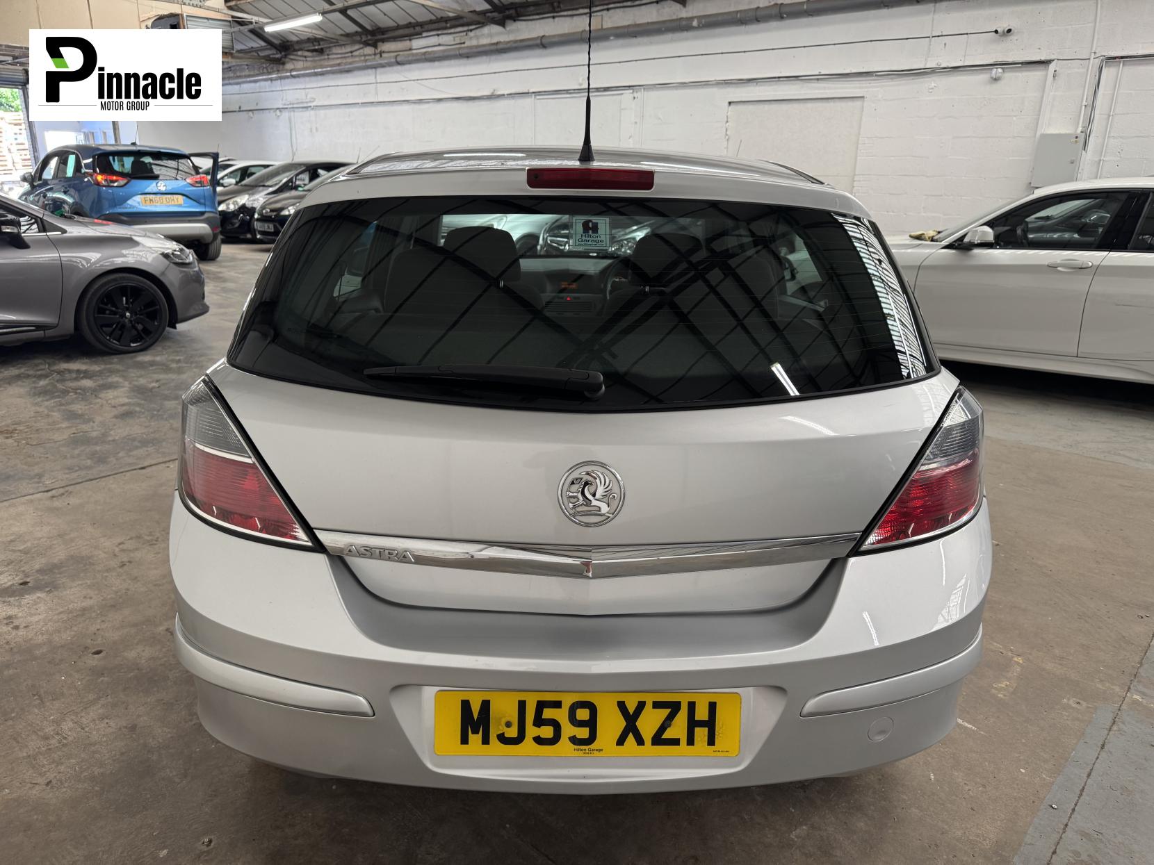 Vauxhall Astra 1.4i 16v Life Hatchback 5dr Petrol Manual (146 g/km, 89 bhp)