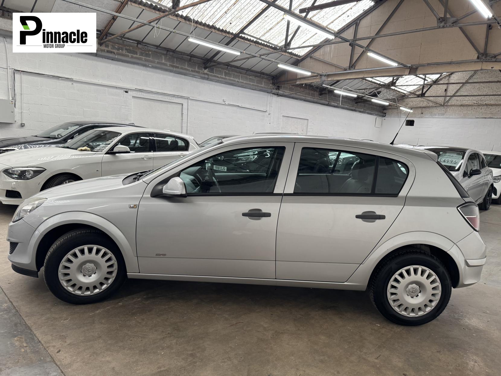 Vauxhall Astra 1.4i 16v Life Hatchback 5dr Petrol Manual (146 g/km, 89 bhp)