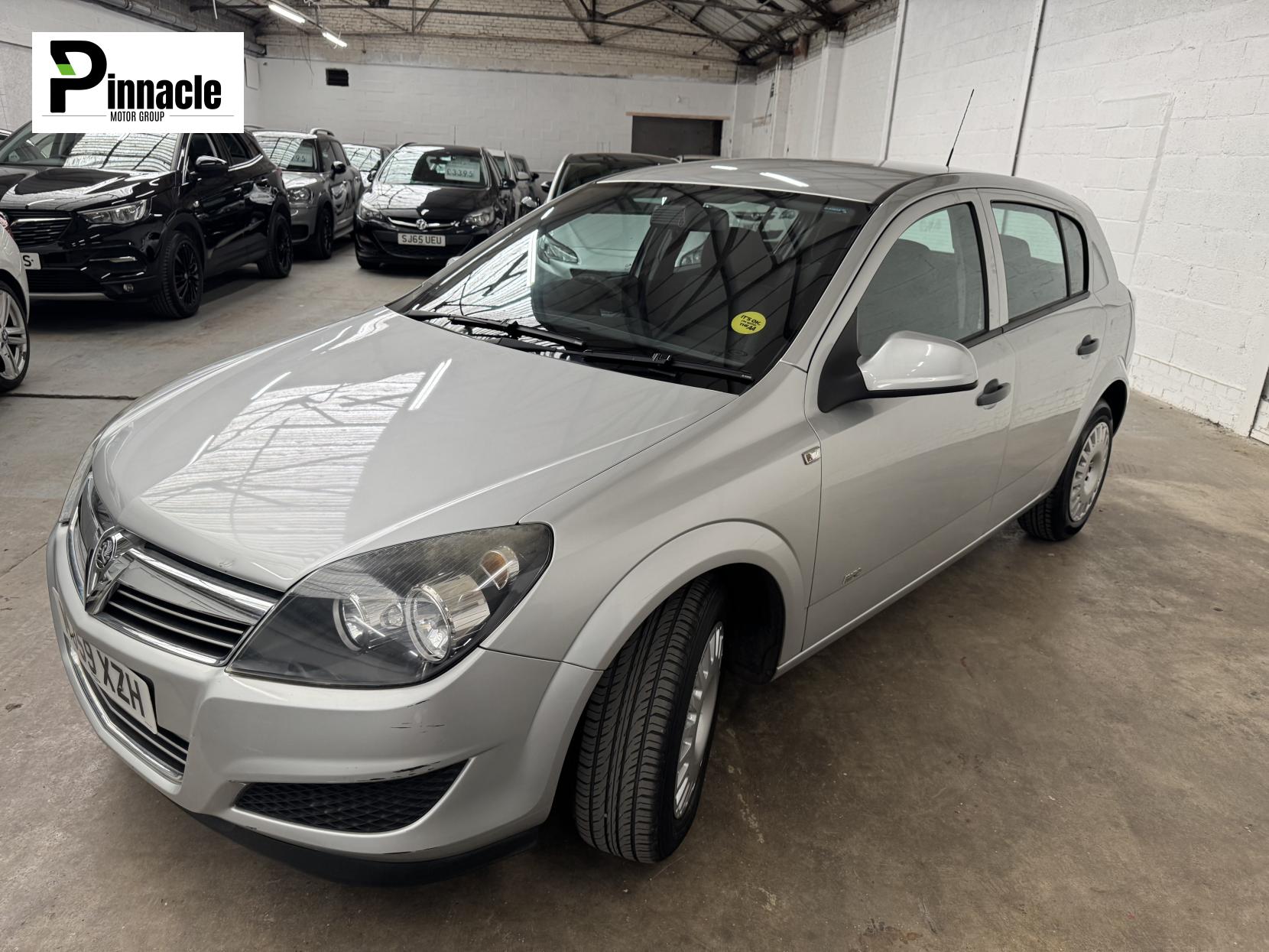 Vauxhall Astra 1.4i 16v Life Hatchback 5dr Petrol Manual (146 g/km, 89 bhp)