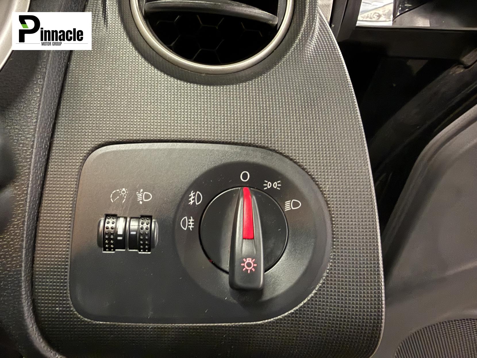 SEAT Ibiza 1.4 16V Chill Sport Coupe 3dr Petrol Manual Euro 5 (85 ps)