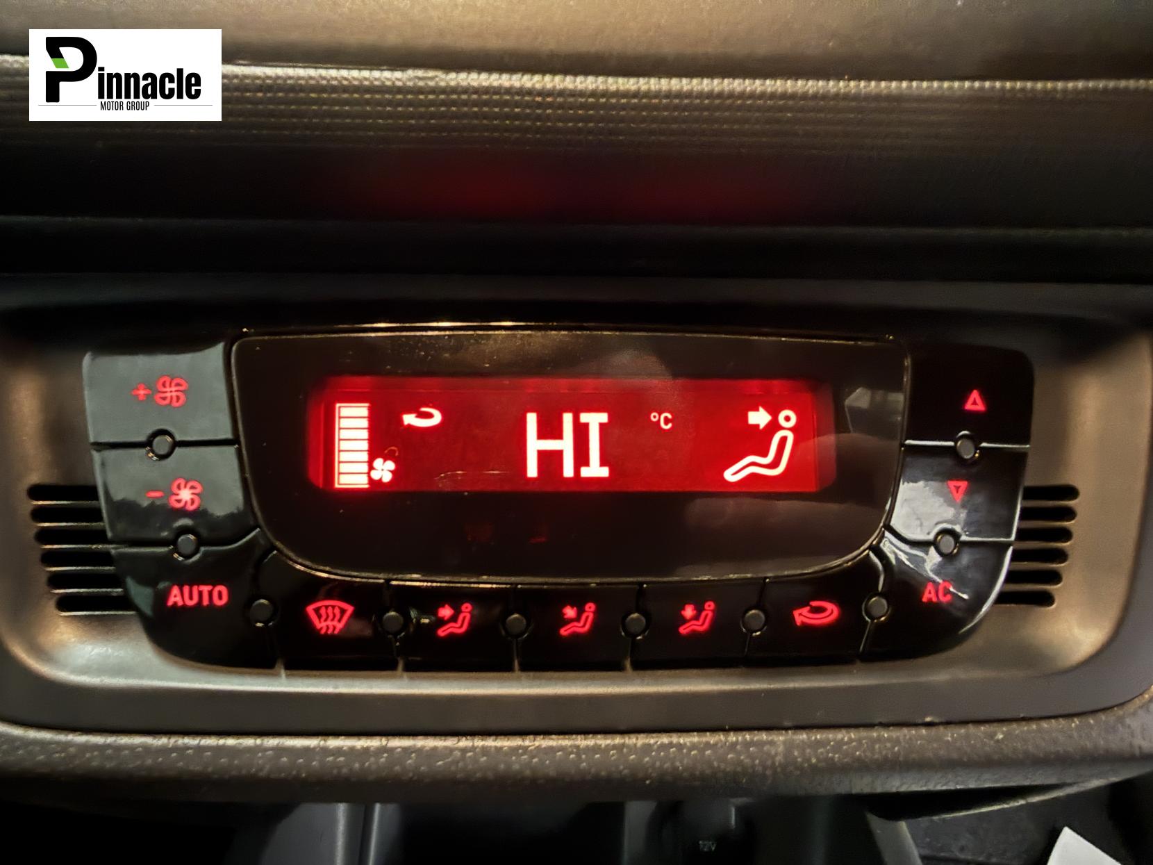 SEAT Ibiza 1.4 16V Chill Sport Coupe 3dr Petrol Manual Euro 5 (85 ps)