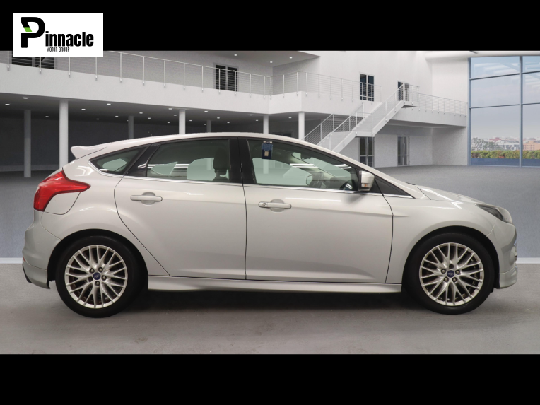 Ford Focus 2.0 TDCi Zetec S Hatchback 5dr Diesel Manual Euro 5 (163 ps)
