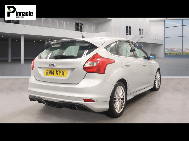 Ford Focus 2.0 TDCi Zetec S Hatchback 5dr Diesel Manual Euro 5 (163 ps)