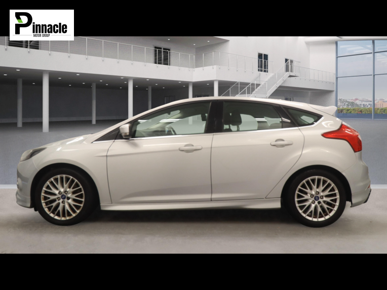 Ford Focus 2.0 TDCi Zetec S Hatchback 5dr Diesel Manual Euro 5 (163 ps)