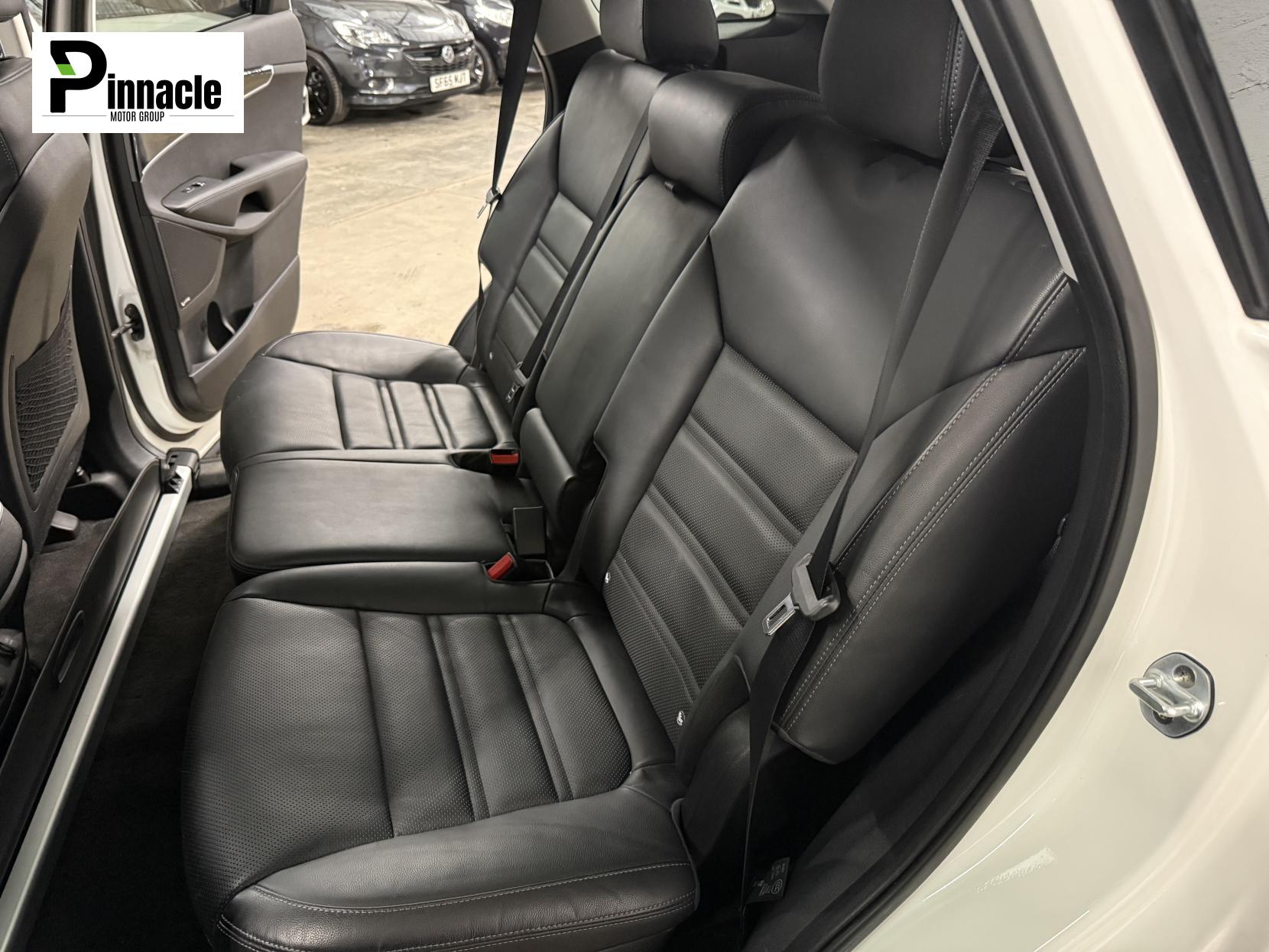 Kia Sorento 2.2 CRDi KX-3 SUV 5dr Diesel Auto AWD Euro 6 (197 bhp)