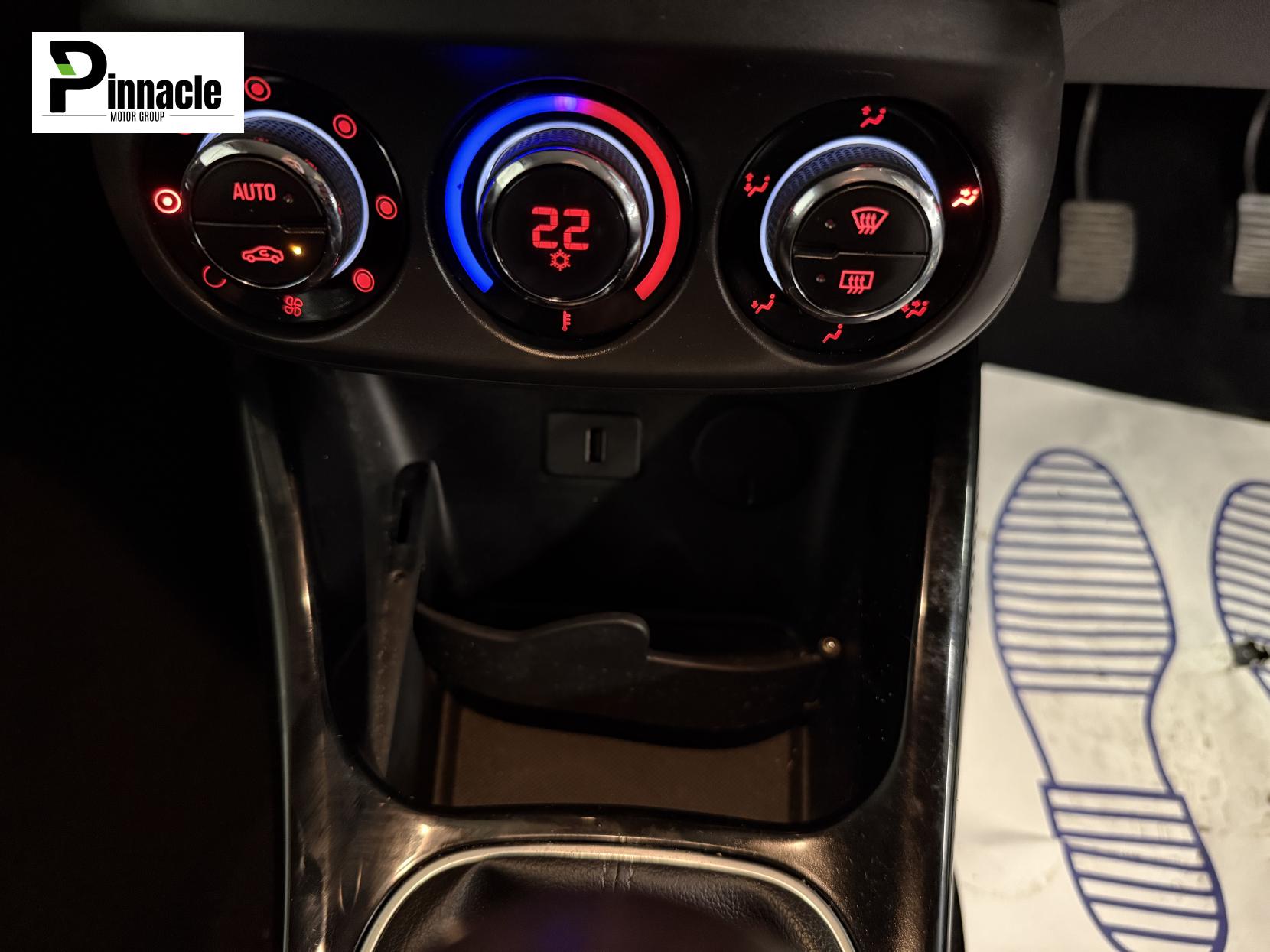 Vauxhall ADAM 1.4i SLAM Hatchback 3dr Petrol Manual Euro 6 (100 ps)