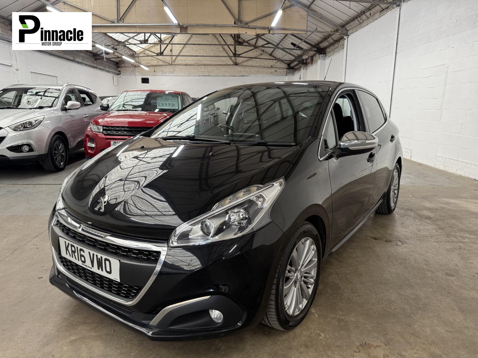 Peugeot 208 1.6 BlueHDi Allure Hatchback 5dr Diesel Manual Euro 6 (100 ps)