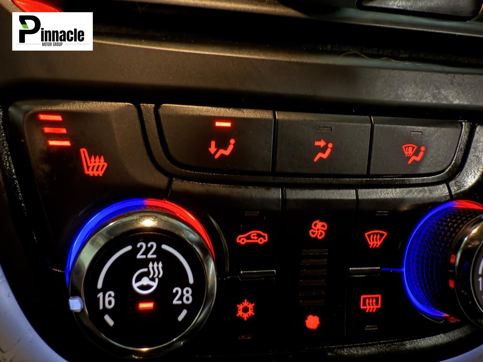 Vauxhall Mokka 1.7 CDTi SE SUV 5dr Diesel Manual 4WD Euro 5 (s/s) (130 ps)