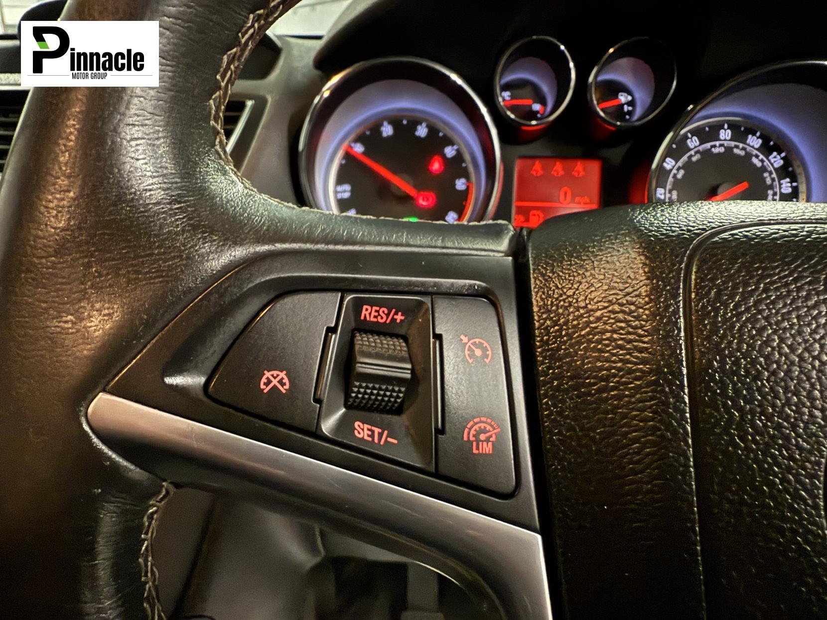 Vauxhall Mokka 1.7 CDTi SE SUV 5dr Diesel Manual 4WD Euro 5 (s/s) (130 ps)