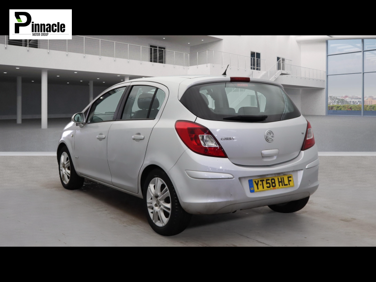 Vauxhall Corsa 1.4i 16v Design Hatchback 5dr Petrol Manual (a/c) (146 g/km, 89 bhp)
