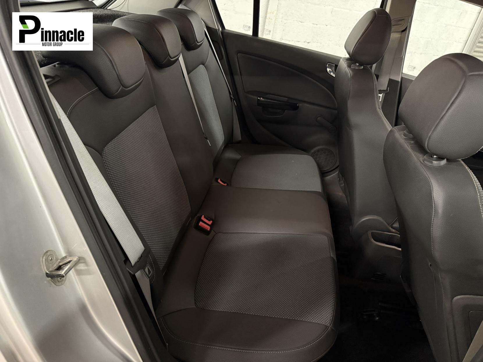 Vauxhall Corsa 1.4i 16v Design Hatchback 5dr Petrol Manual (a/c) (146 g/km, 89 bhp)