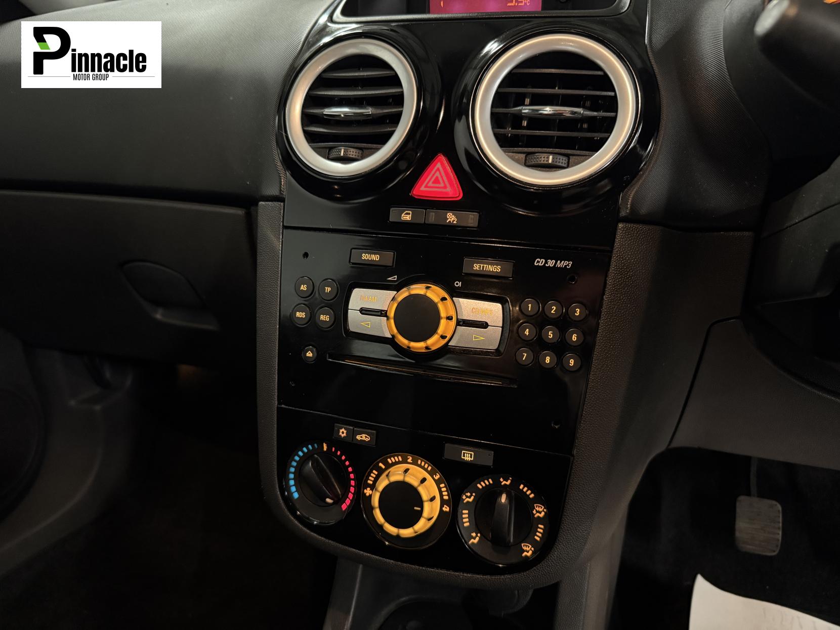 Vauxhall Corsa 1.4i 16v Design Hatchback 5dr Petrol Manual (a/c) (146 g/km, 89 bhp)