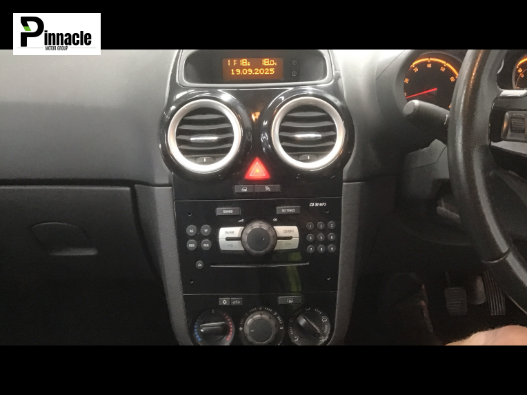 Vauxhall Corsa 1.4i 16v Design Hatchback 5dr Petrol Manual (a/c) (146 g/km, 89 bhp)