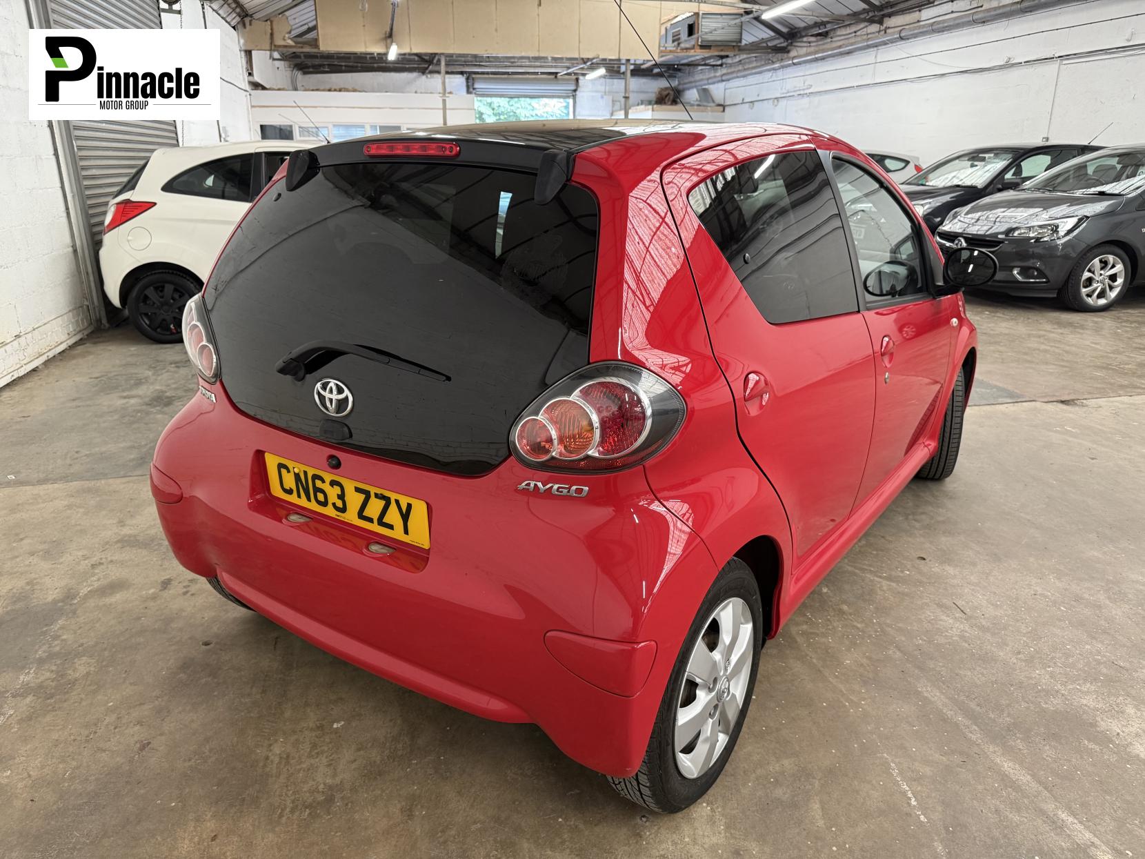 Toyota AYGO 1.0 VVT-i Hatchback 5dr Petrol Manual Euro 5 (67 ps)