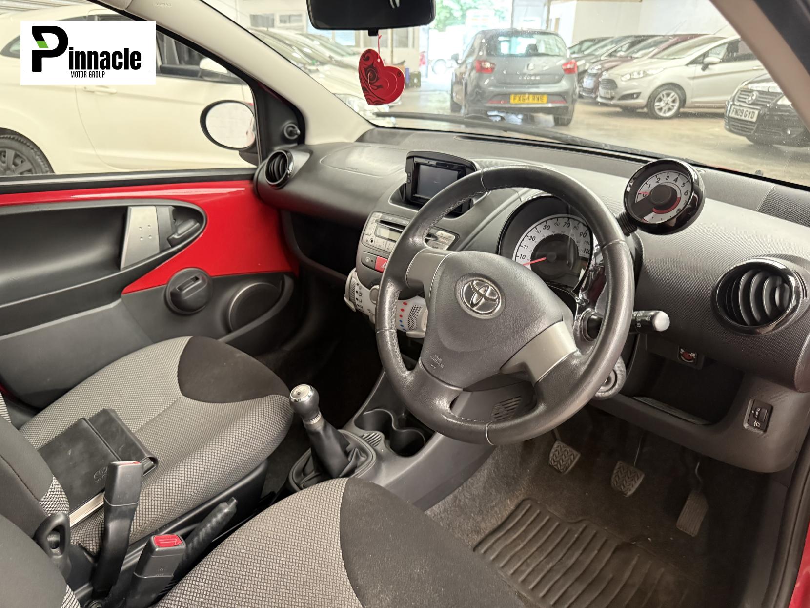 Toyota AYGO 1.0 VVT-i Hatchback 5dr Petrol Manual Euro 5 (67 ps)