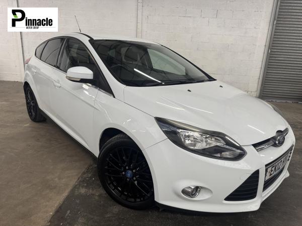 Ford Focus 1.6 Zetec Hatchback 5dr Petrol Manual Euro 5 (125 ps)