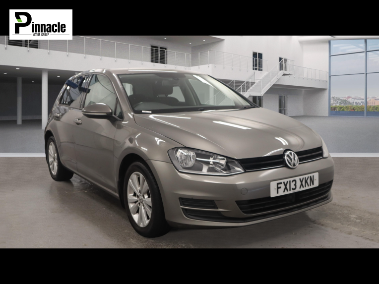 Volkswagen Golf 1.6 TDI BlueMotion Tech SE Hatchback 5dr Diesel Manual Euro 5 (s/s) (105 ps)