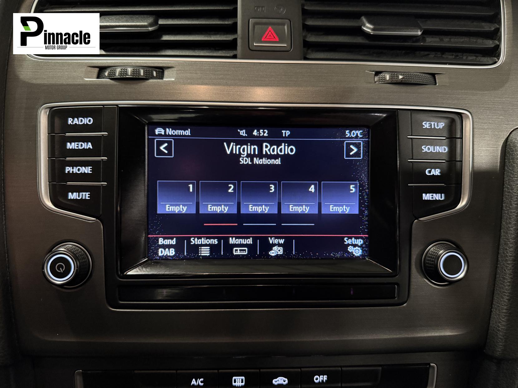 Volkswagen Golf 1.6 TDI BlueMotion Tech SE Hatchback 5dr Diesel Manual Euro 5 (s/s) (105 ps)