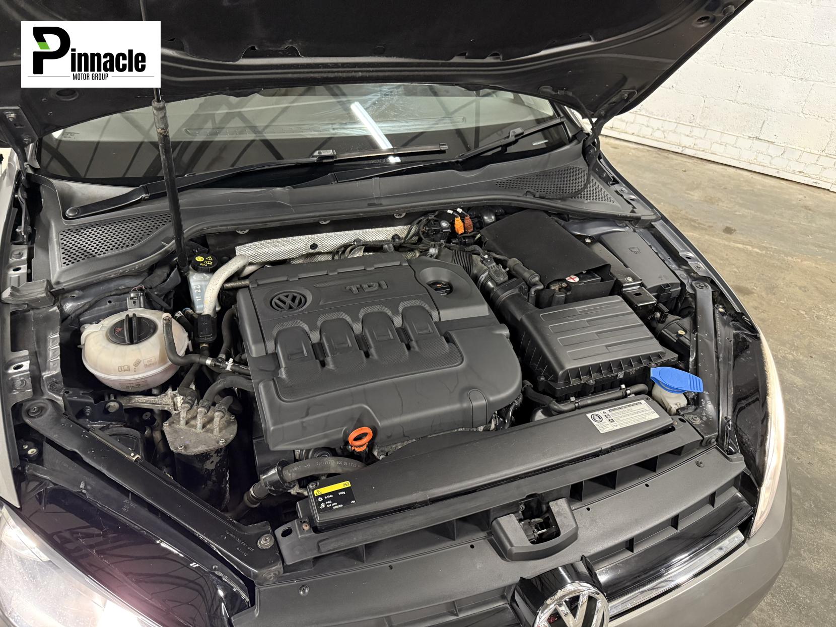 Volkswagen Golf 1.6 TDI BlueMotion Tech SE Hatchback 5dr Diesel Manual Euro 5 (s/s) (105 ps)