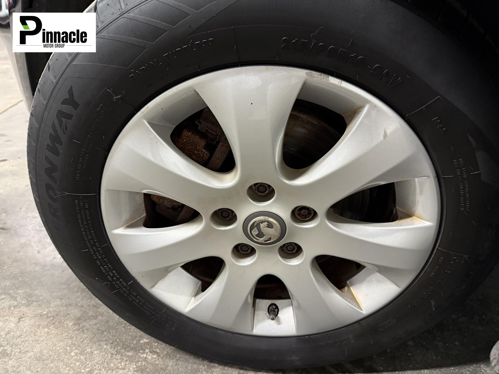 Vauxhall Astra 1.6 CDTi ecoFLEX 99g Design Hatchback 5dr Diesel Manual Euro 6 (s/s) (136 ps)