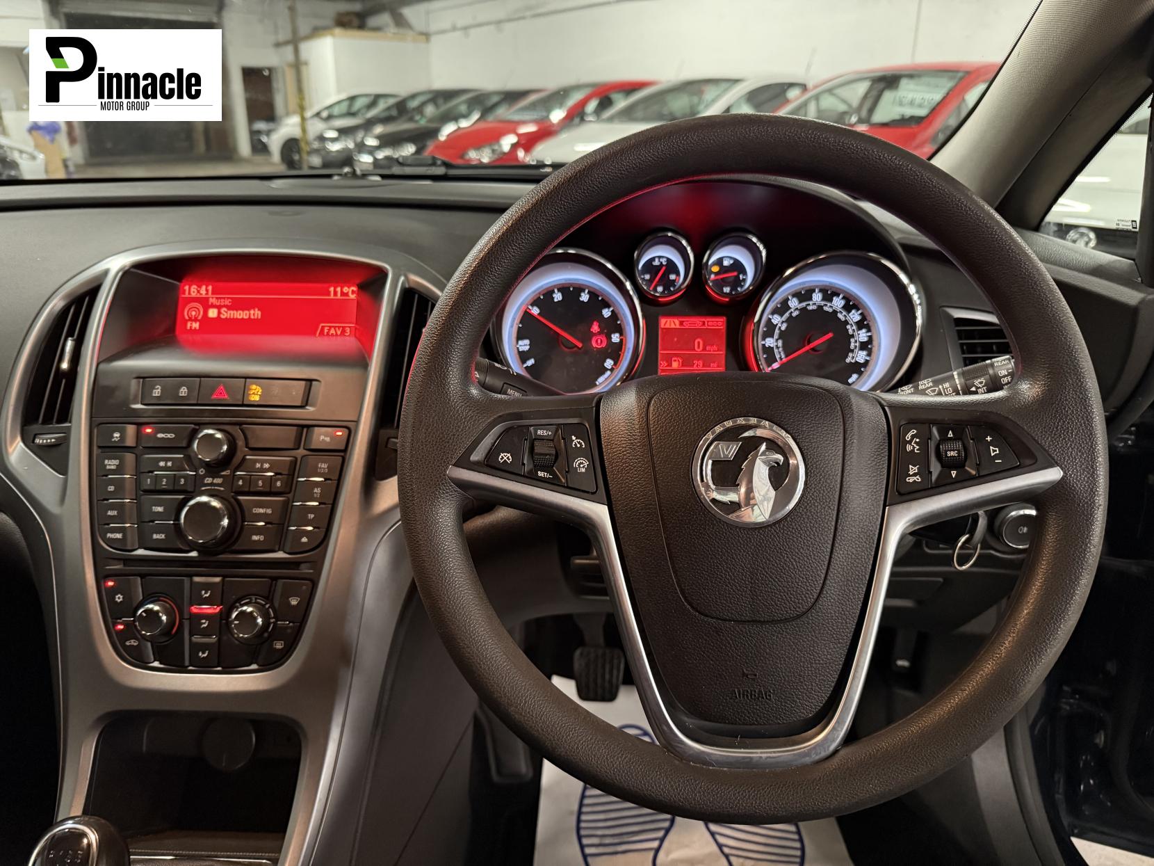 Vauxhall Astra 1.6 CDTi ecoFLEX 99g Design Hatchback 5dr Diesel Manual Euro 6 (s/s) (136 ps)