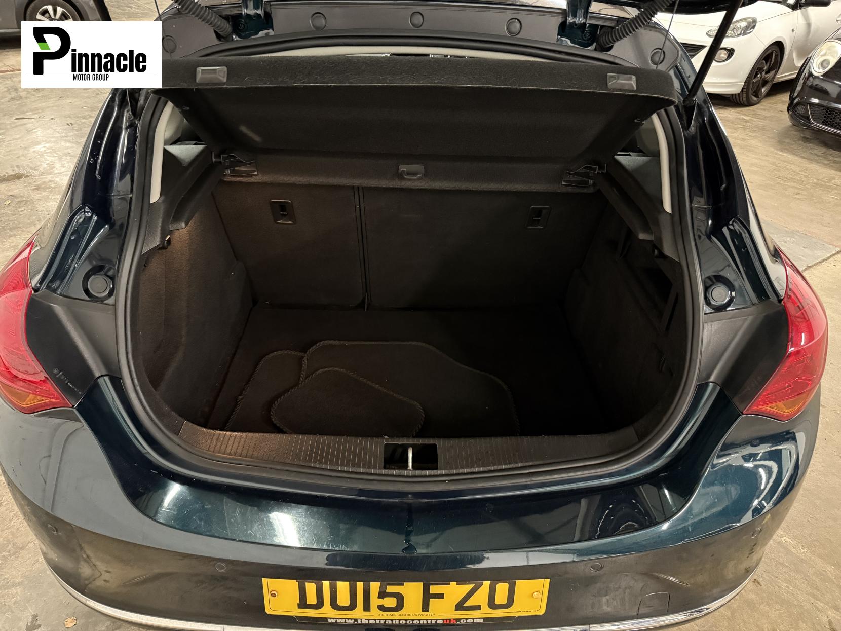 Vauxhall Astra 1.6 CDTi ecoFLEX 99g Design Hatchback 5dr Diesel Manual Euro 6 (s/s) (136 ps)