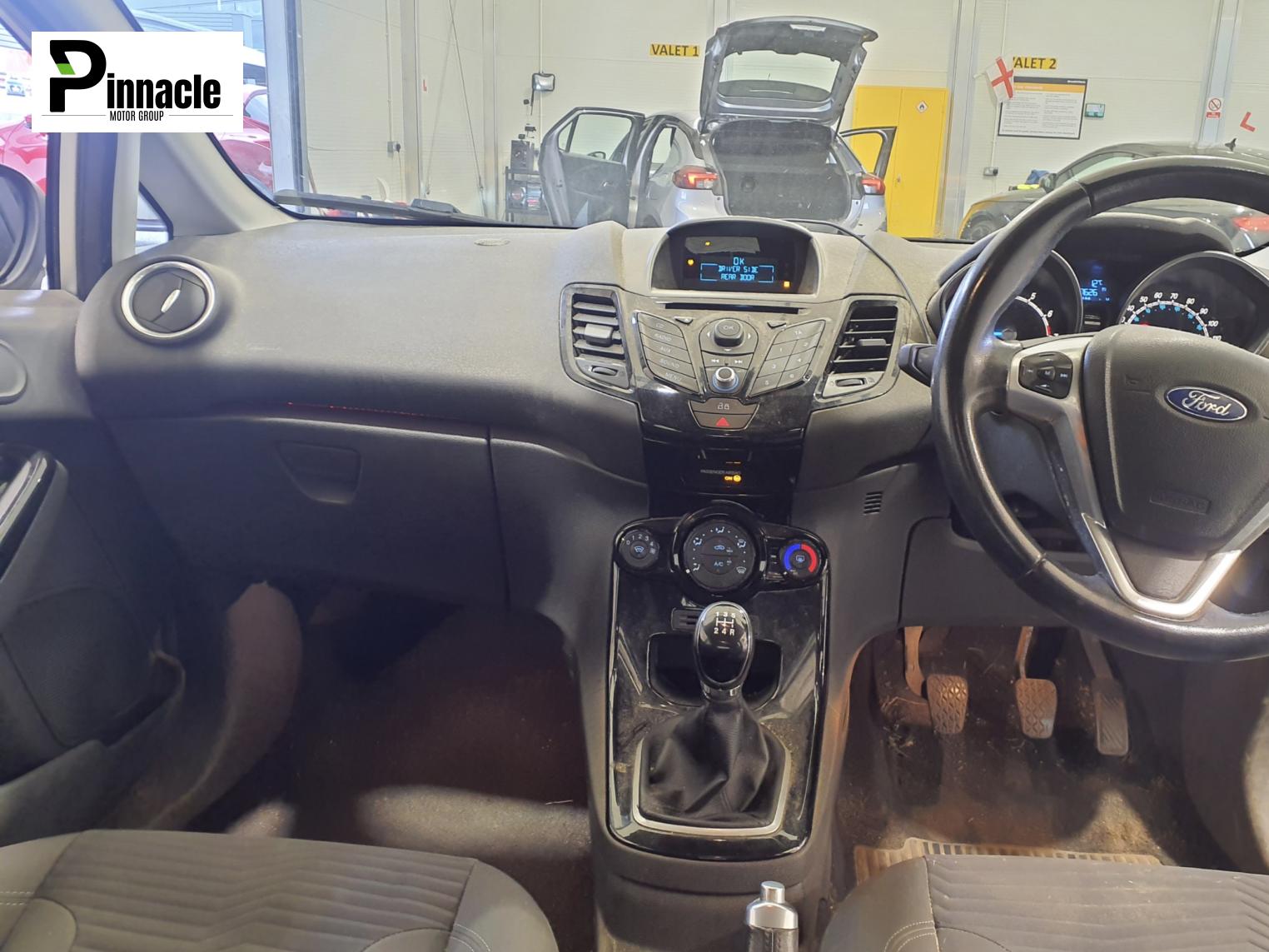 Ford Fiesta 1.25 Zetec Hatchback 5dr Petrol Manual Euro 5 (82 ps)
