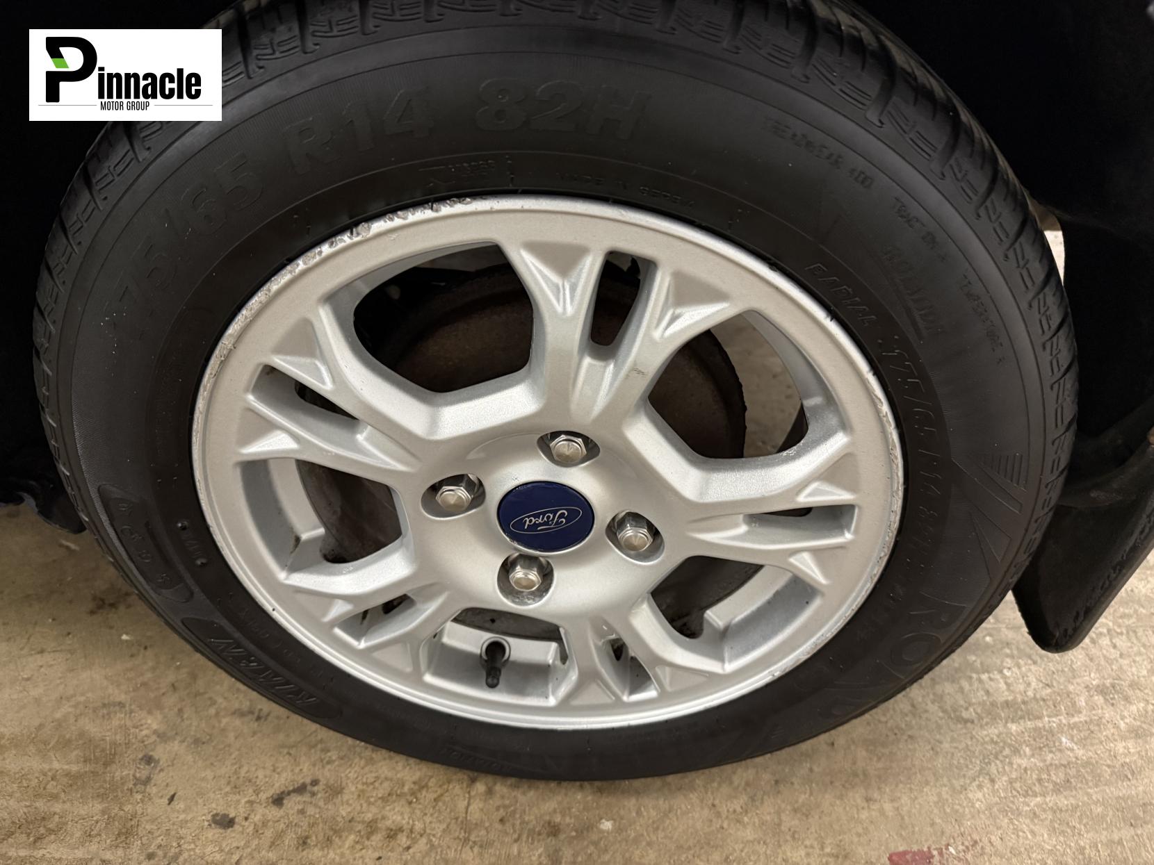 Ford Fiesta 1.6 TDCi ECOnetic Titanium Hatchback 5dr Diesel Manual Euro 5 (s/s) (95 ps)