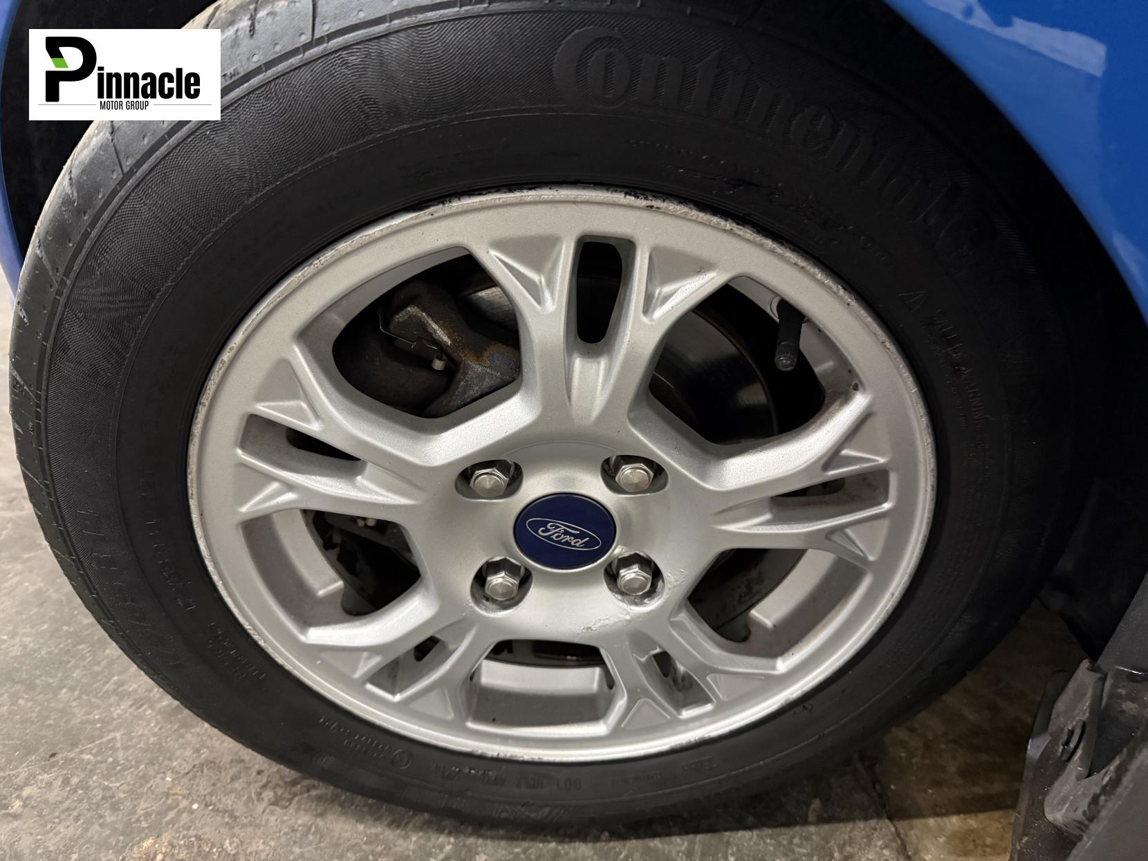 Ford Fiesta 1.6 TDCi ECOnetic Titanium Hatchback 5dr Diesel Manual Euro 5 (s/s) (95 ps)