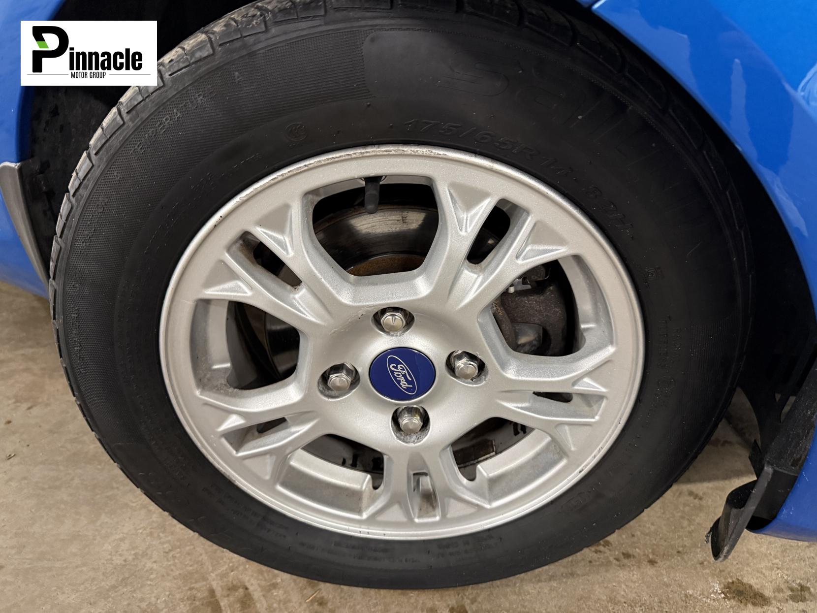 Ford Fiesta 1.6 TDCi ECOnetic Titanium Hatchback 5dr Diesel Manual Euro 5 (s/s) (95 ps)