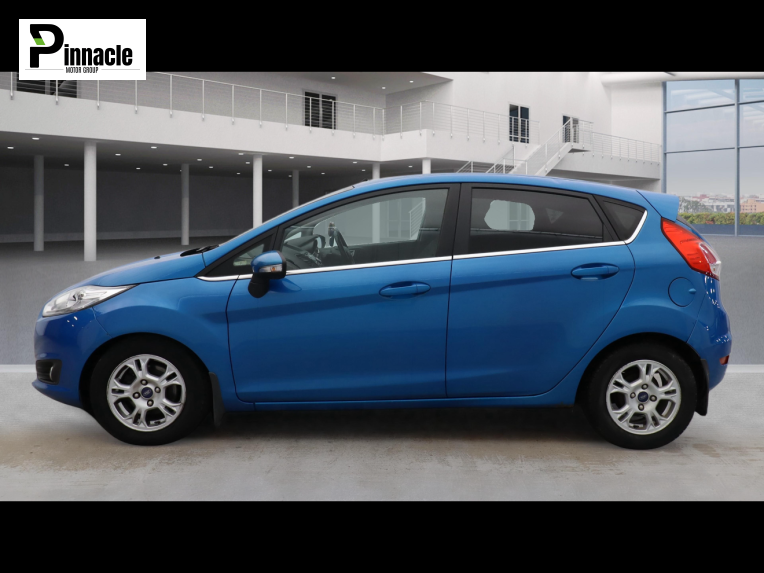 Ford Fiesta 1.6 TDCi ECOnetic Titanium Hatchback 5dr Diesel Manual Euro 5 (s/s) (95 ps)