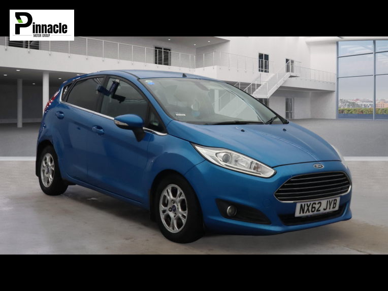 Ford Fiesta 1.6 TDCi ECOnetic Titanium Hatchback 5dr Diesel Manual Euro 5 (s/s) (95 ps)