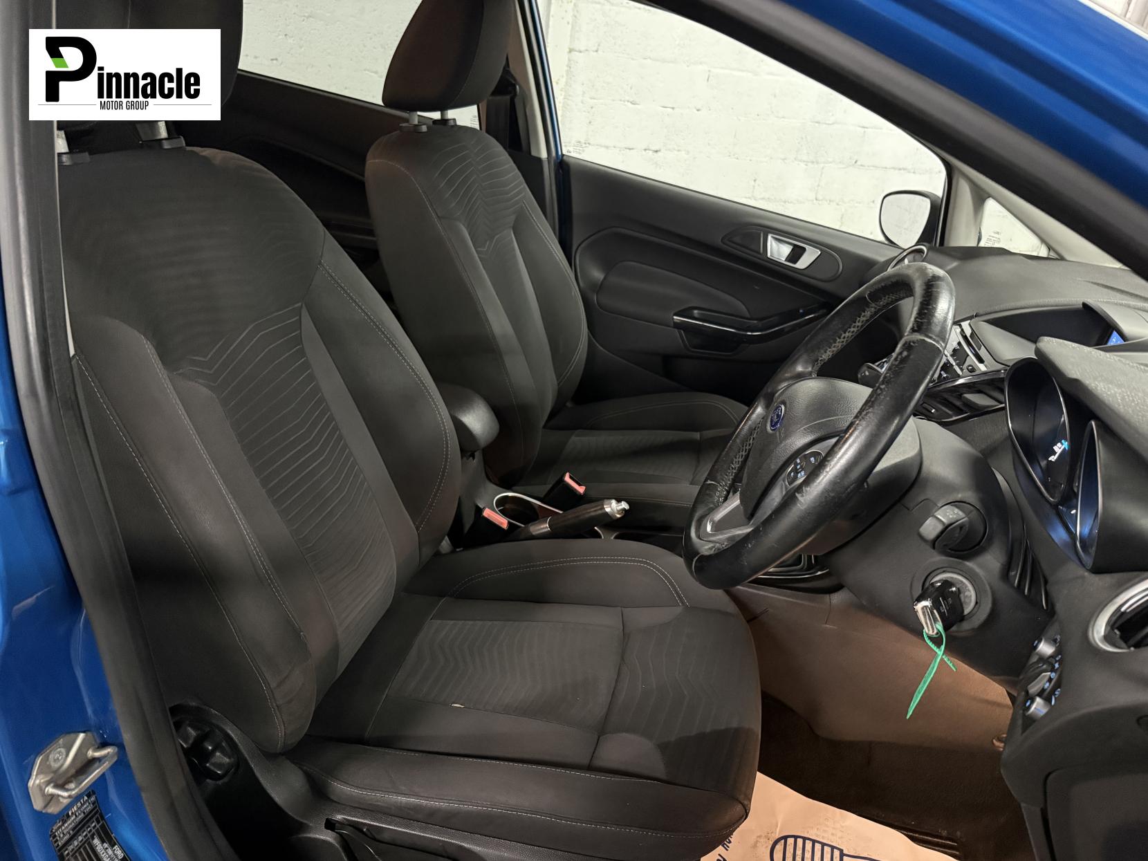 Ford Fiesta 1.6 TDCi ECOnetic Titanium Hatchback 5dr Diesel Manual Euro 5 (s/s) (95 ps)