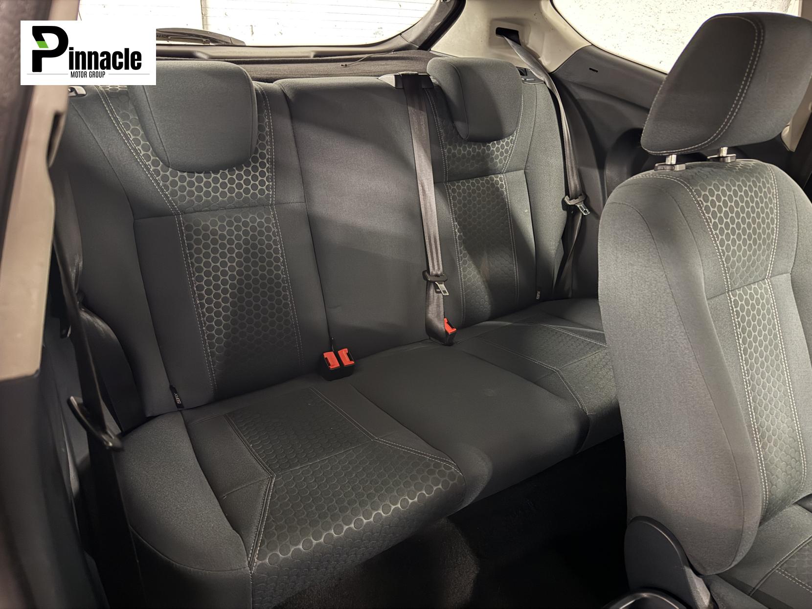 Ford Fiesta 1.4 Zetec Hatchback 3dr Petrol Manual (133 g/km, 94 bhp)