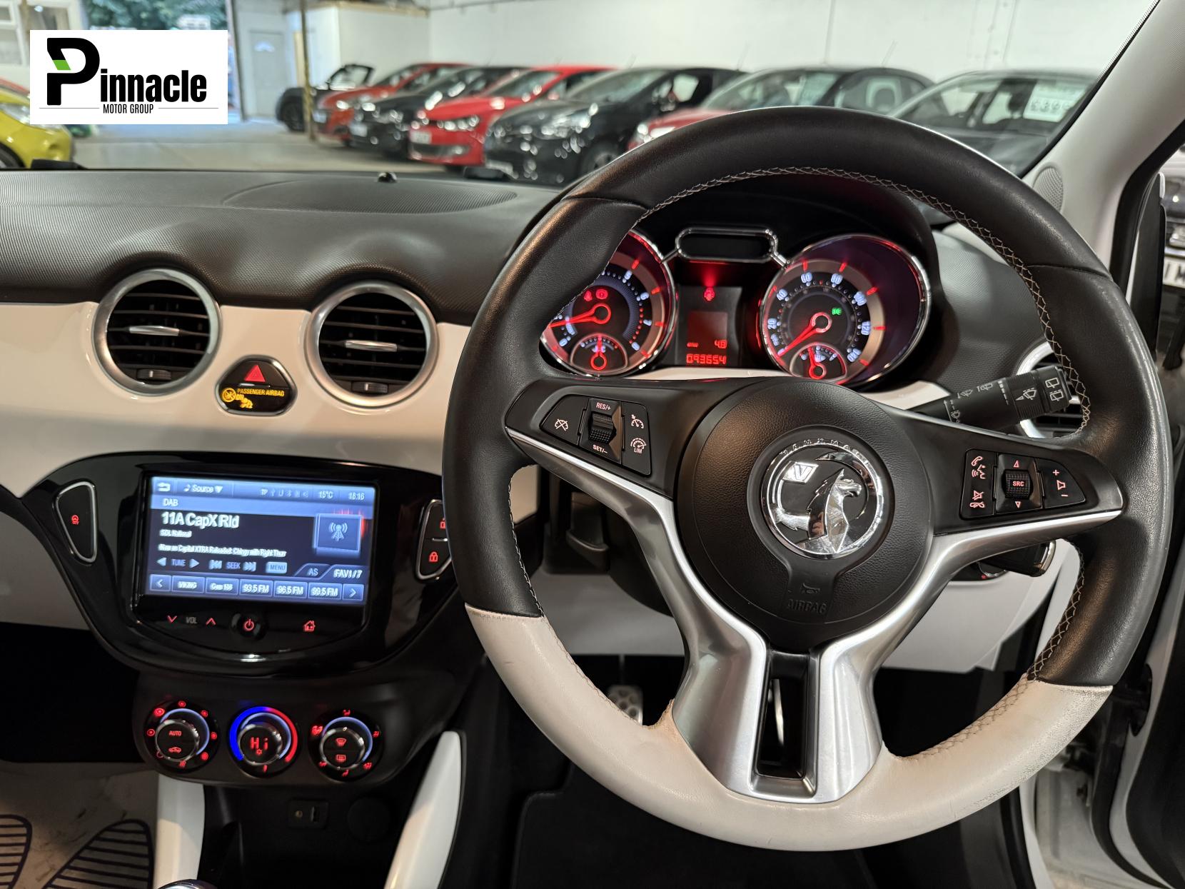 Vauxhall ADAM 1.4 16v White Edition Hatchback 3dr Petrol Manual Euro 5 (87 ps)