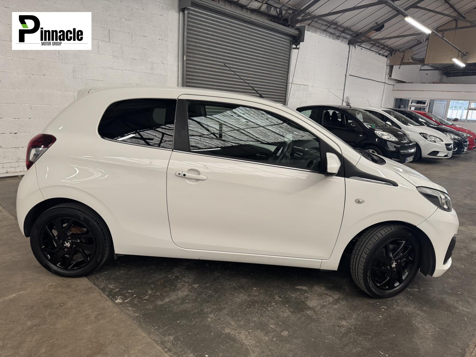 Peugeot 108 1.2 VTi PureTech Allure Hatchback 3dr Petrol Manual Euro 5 (82 ps)