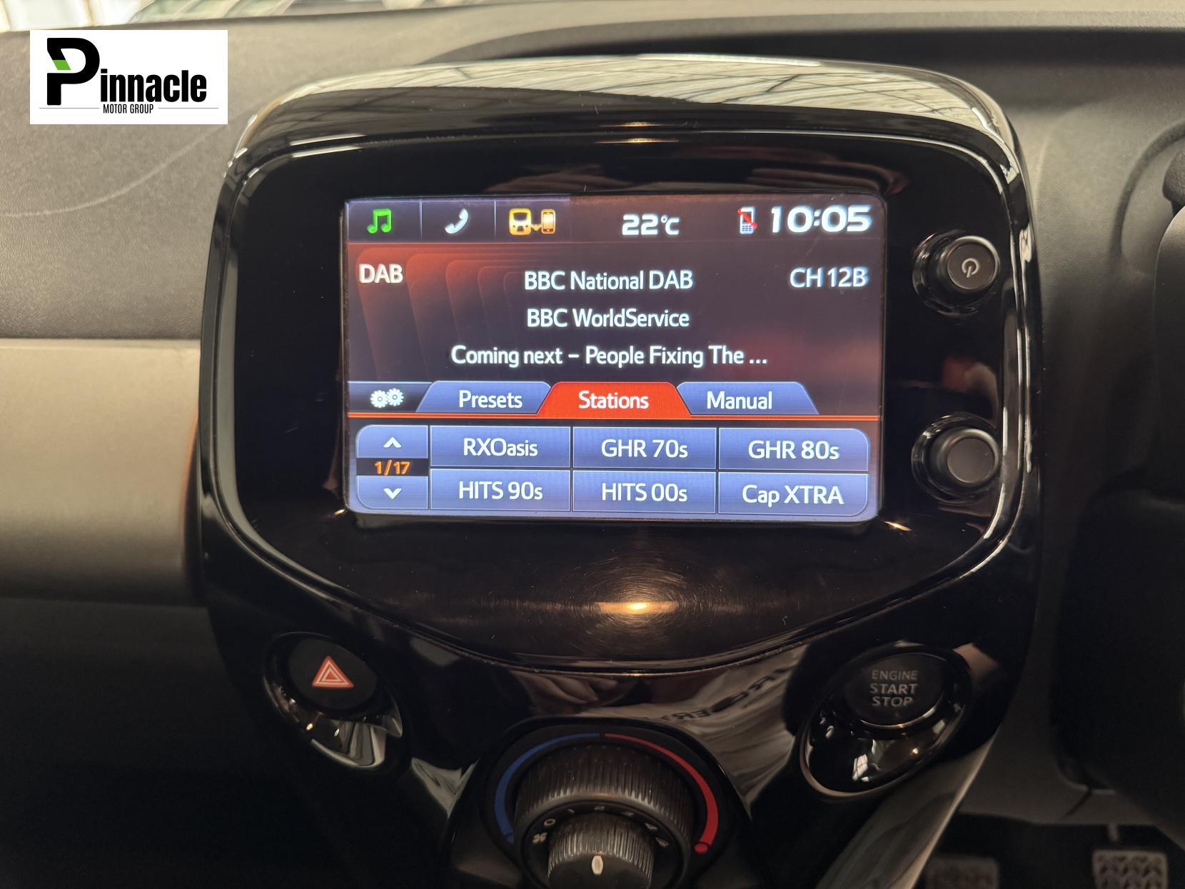 Peugeot 108 1.2 VTi PureTech Allure Hatchback 3dr Petrol Manual Euro 5 (82 ps)