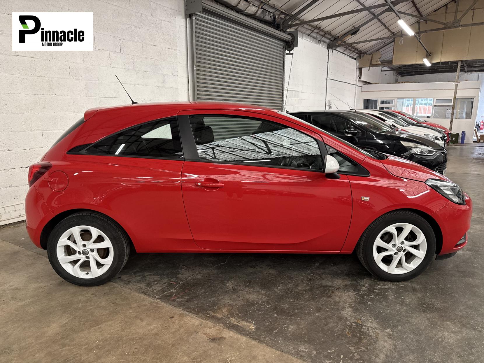 Vauxhall Corsa 1.4i ecoFLEX Sting Hatchback 3dr Petrol Manual Euro 6 (75 ps)