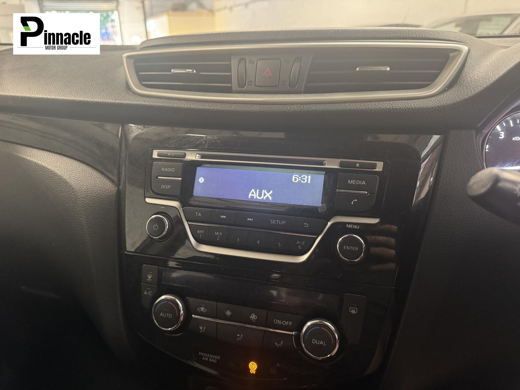 Nissan Qashqai 1.2 DIG-T Acenta SUV 5dr Petrol Manual 2WD Euro 6 (s/s) (115 ps)