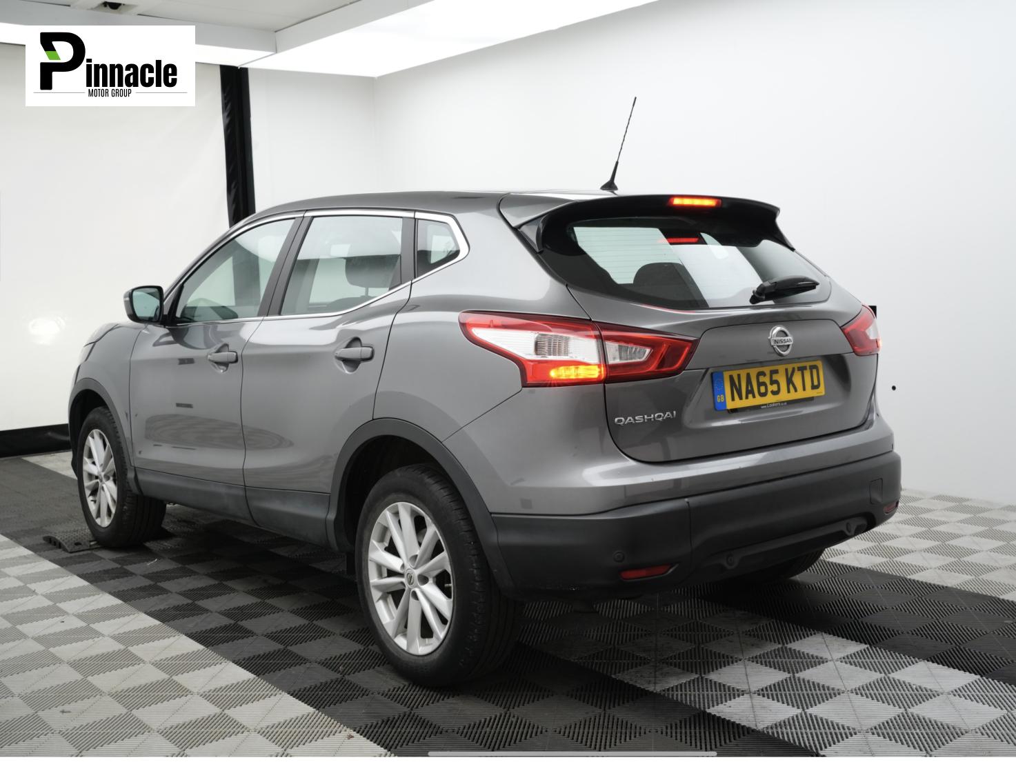 Nissan Qashqai 1.2 DIG-T Acenta SUV 5dr Petrol Manual 2WD Euro 6 (s/s) (115 ps)