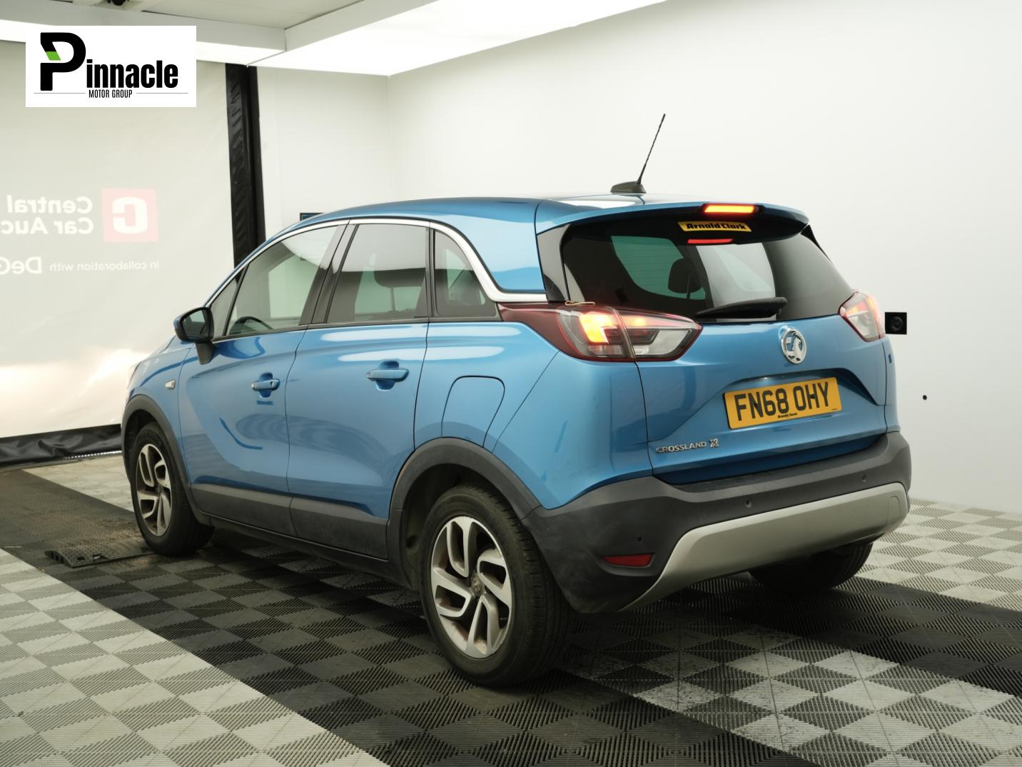 Vauxhall Crossland X 1.2 Tech Line Nav SUV 5dr Petrol Manual Euro 6 (81 ps)
