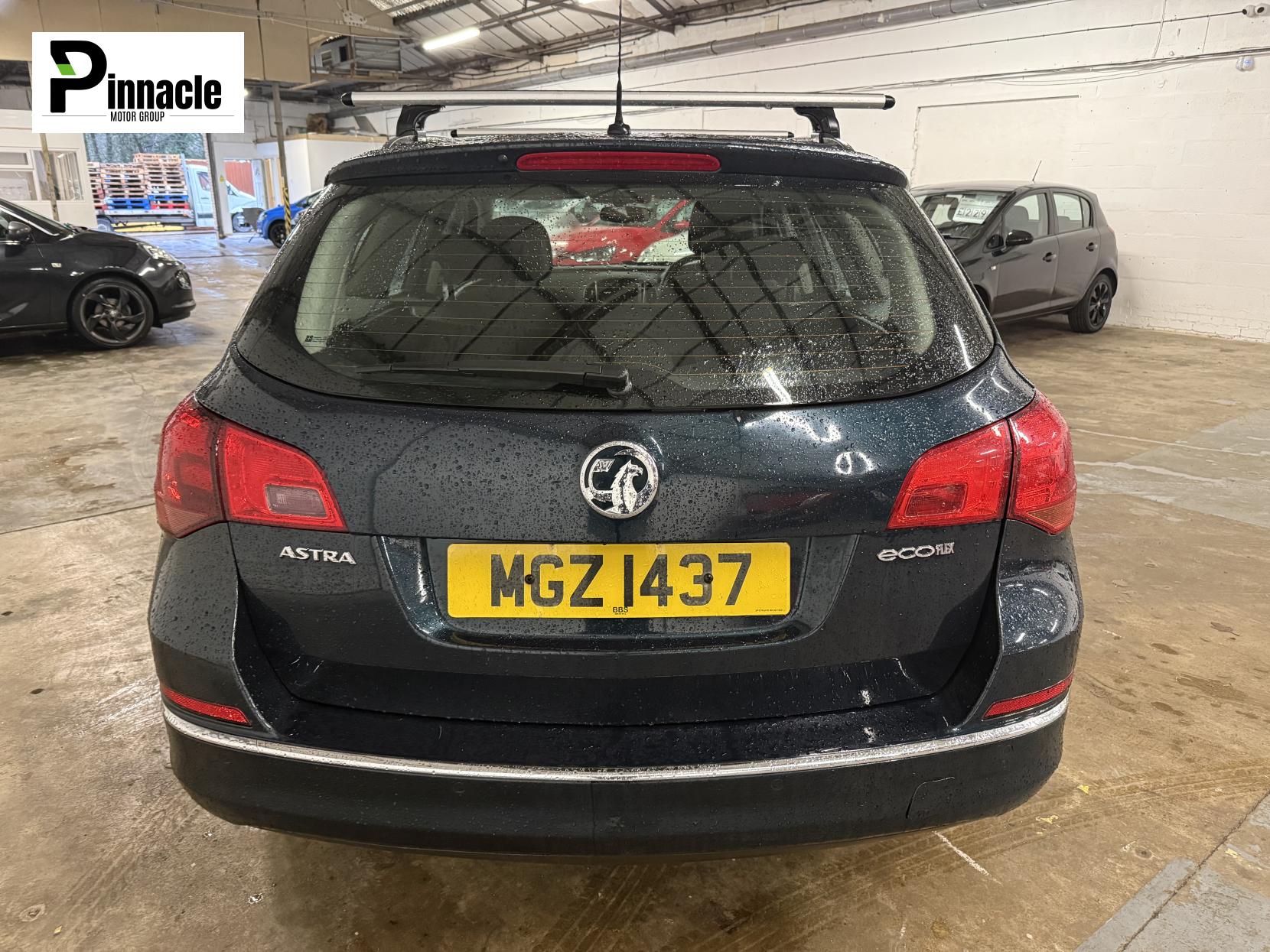 Vauxhall Astra 1.6 CDTi ecoFLEX Design Sports Tourer 5dr Diesel Manual Euro 6 (s/s) (110 ps)