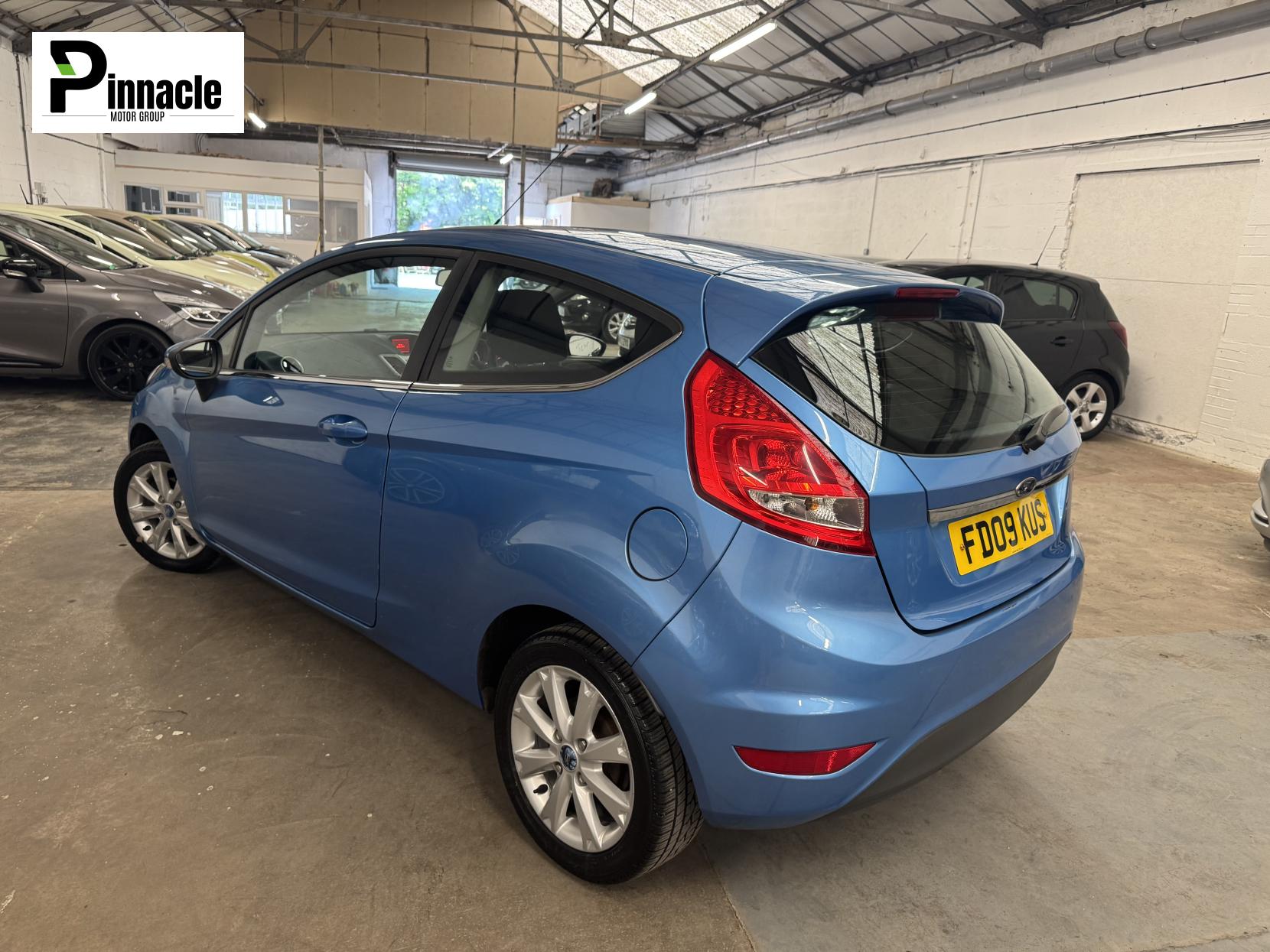 Ford Fiesta 1.25 Zetec Hatchback 3dr Petrol Manual (133 g/km, 81 bhp)
